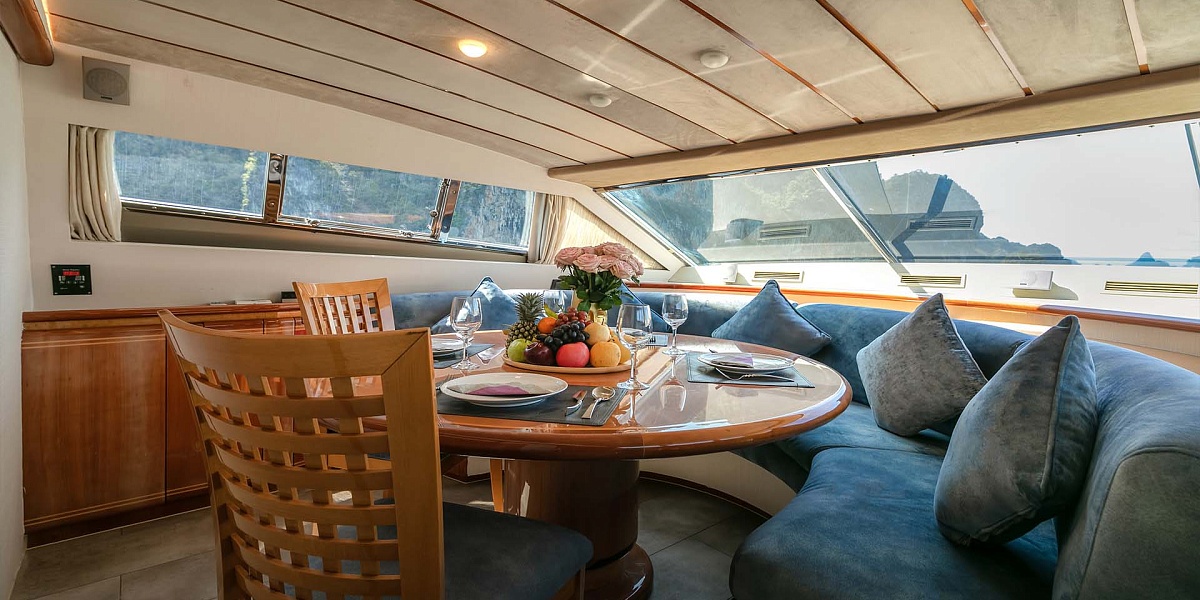 Аренда яхты Ferretti 80 Sofia на Пхукете